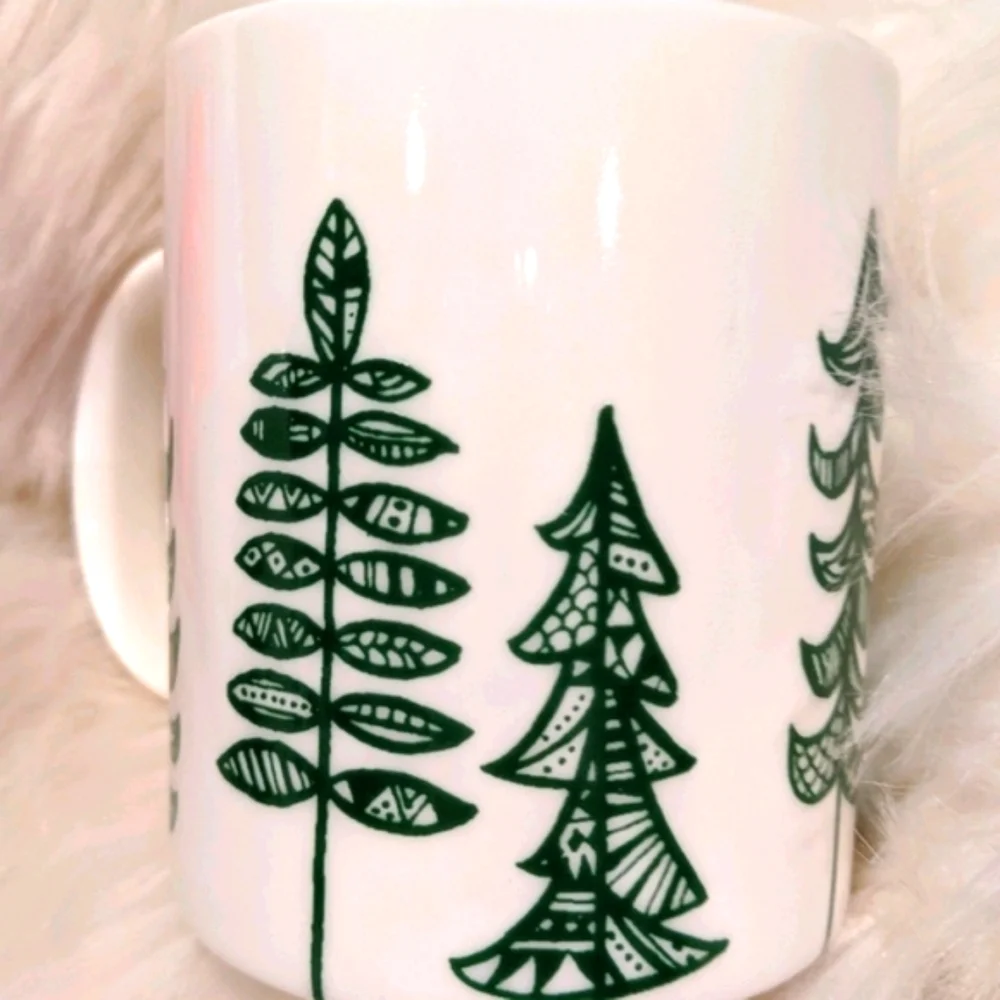 Starbucks 2015 Holiday Christmas Tree Hot Mug Set